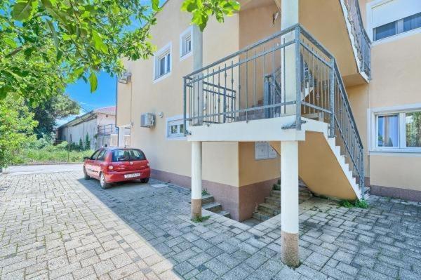 Apartment In Kastel Luksic With Balcony, Air Conditioning, W-Lan, Washing Machine 5107-4 Kaštela Exteriör bild